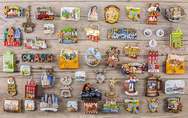 Authentic Tourist Souvenirs That Sell – Why Shops and Museums Across Europe Choose Suvenix, a European Souvenir Manufacturer