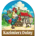 Drewniany magnes Kazimierz Dolny z kolorowym kogutem i panoramą miasta. Stylowy turystyczny souvenir dla dystrybucji hurtowej B2B, POL-DT-143.