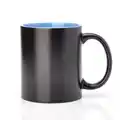 Magische schwarze Tassen mit farbigem Innenraum 330ml, erhältlich in 7 Farben: Hellgrün, Orange, Gelb, Dunkelblau, Rosa, Blau, Rot