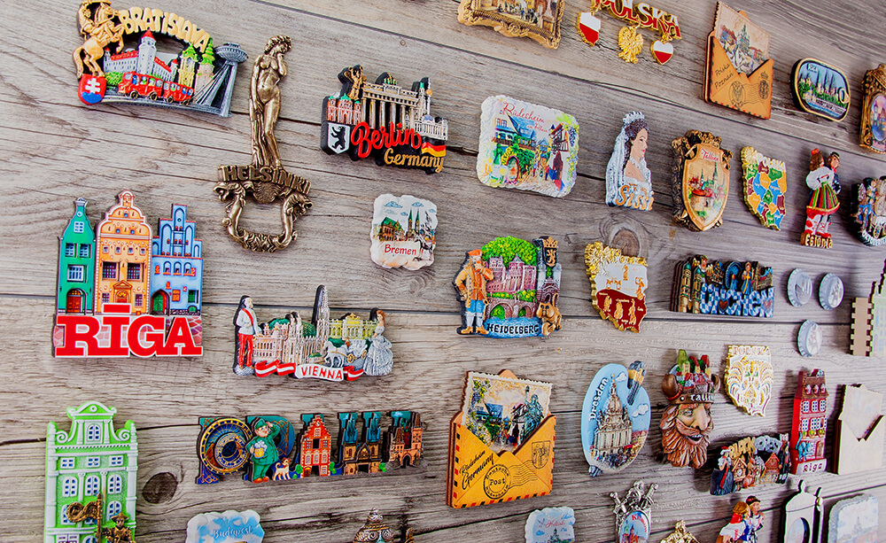 Suvenix: Großhandel für Magnete & Souvenirs